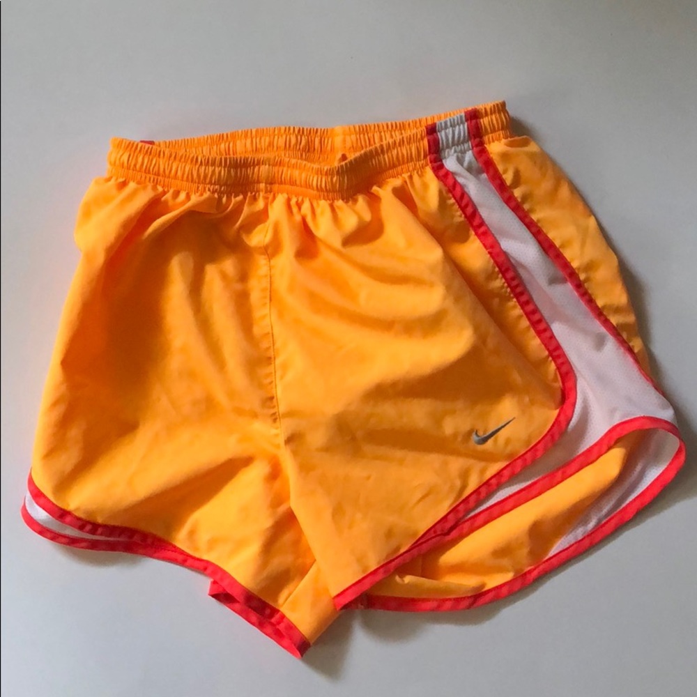 Women’s Nike Dri Fit running short XS